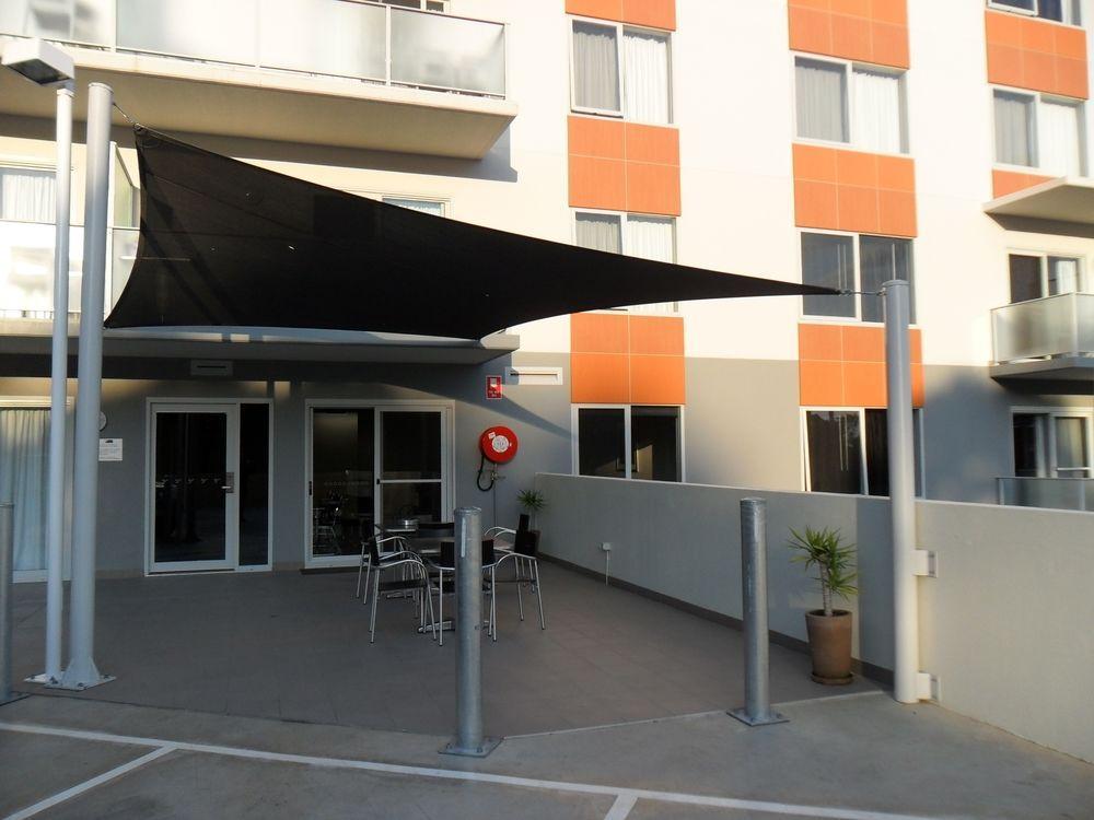 Quest Campbelltown Aparthotel Exterior foto