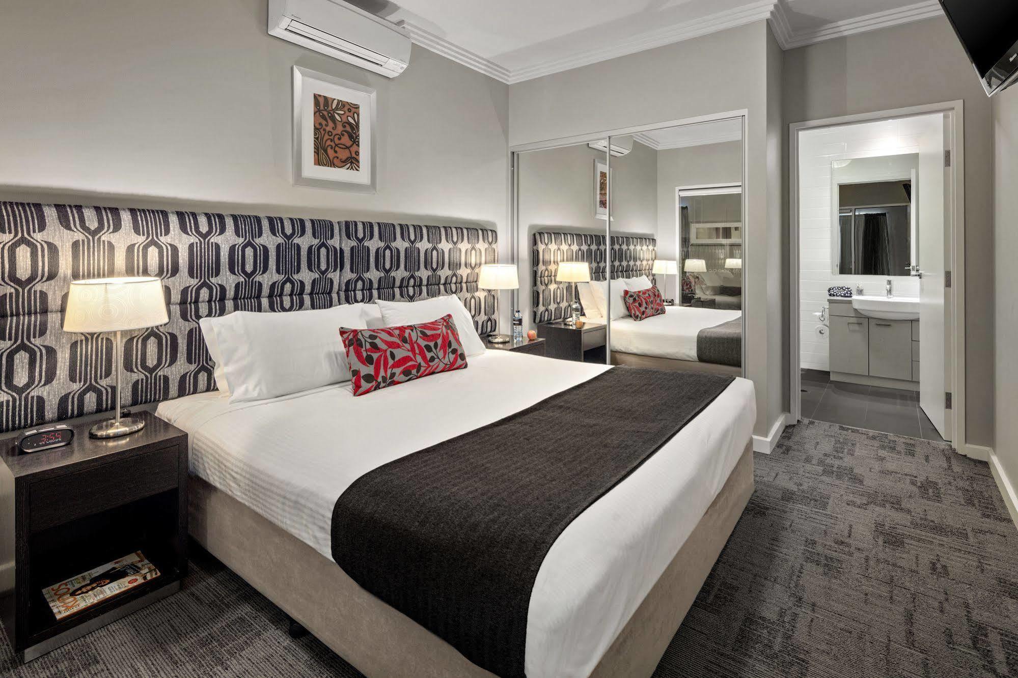 Quest Campbelltown Aparthotel Exterior foto